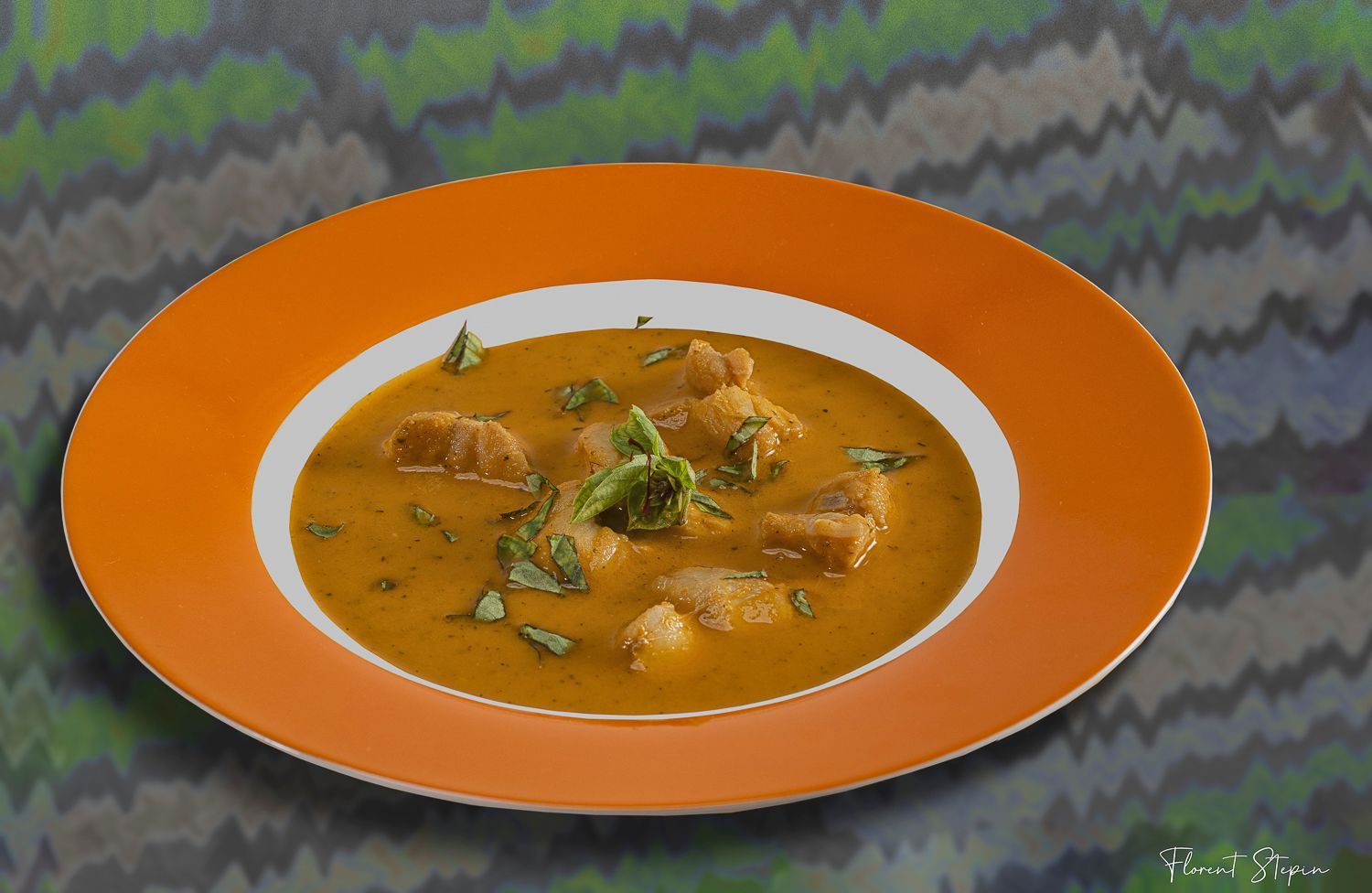 soupe de lotte au safran pimenté et basilic thaï, Florent Stepin, Algarve, Portugal.