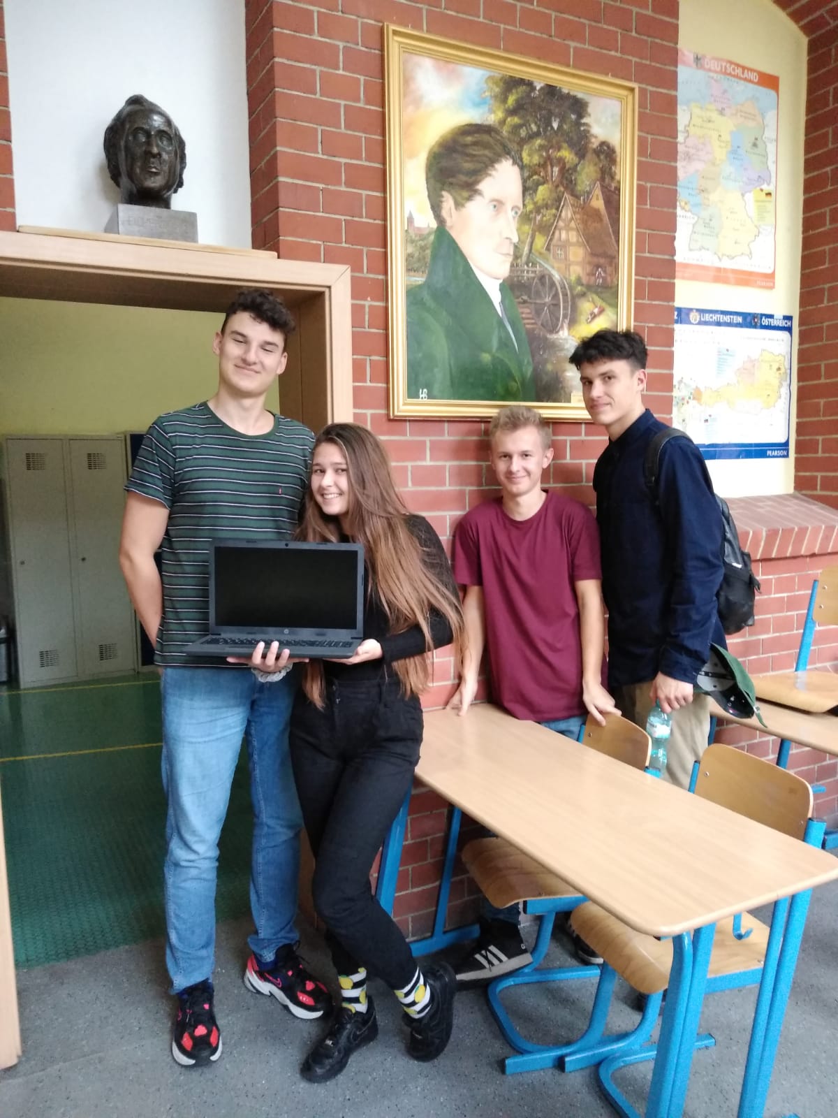 Abiturienten mit erweitertem Deutschunterricht als Hauptfach am Gymansium Nr.1 in Ratibor