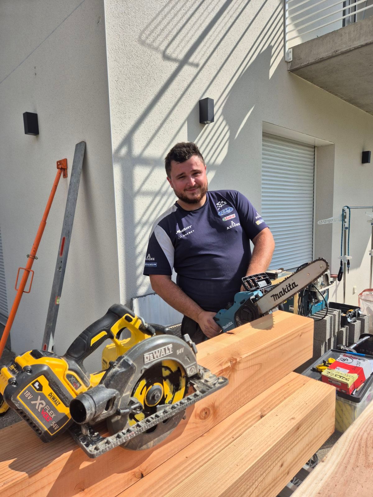 Noah CHATELIN
Charpentier/Couvreur/Zingueur et constructeur d'ossature bois Dbe Services depuis le 04/09/2023