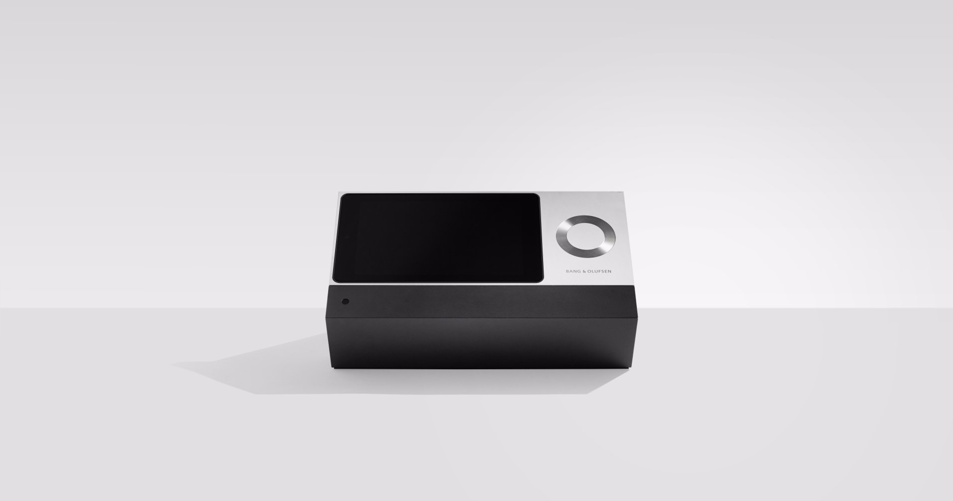 BeoSound Moment