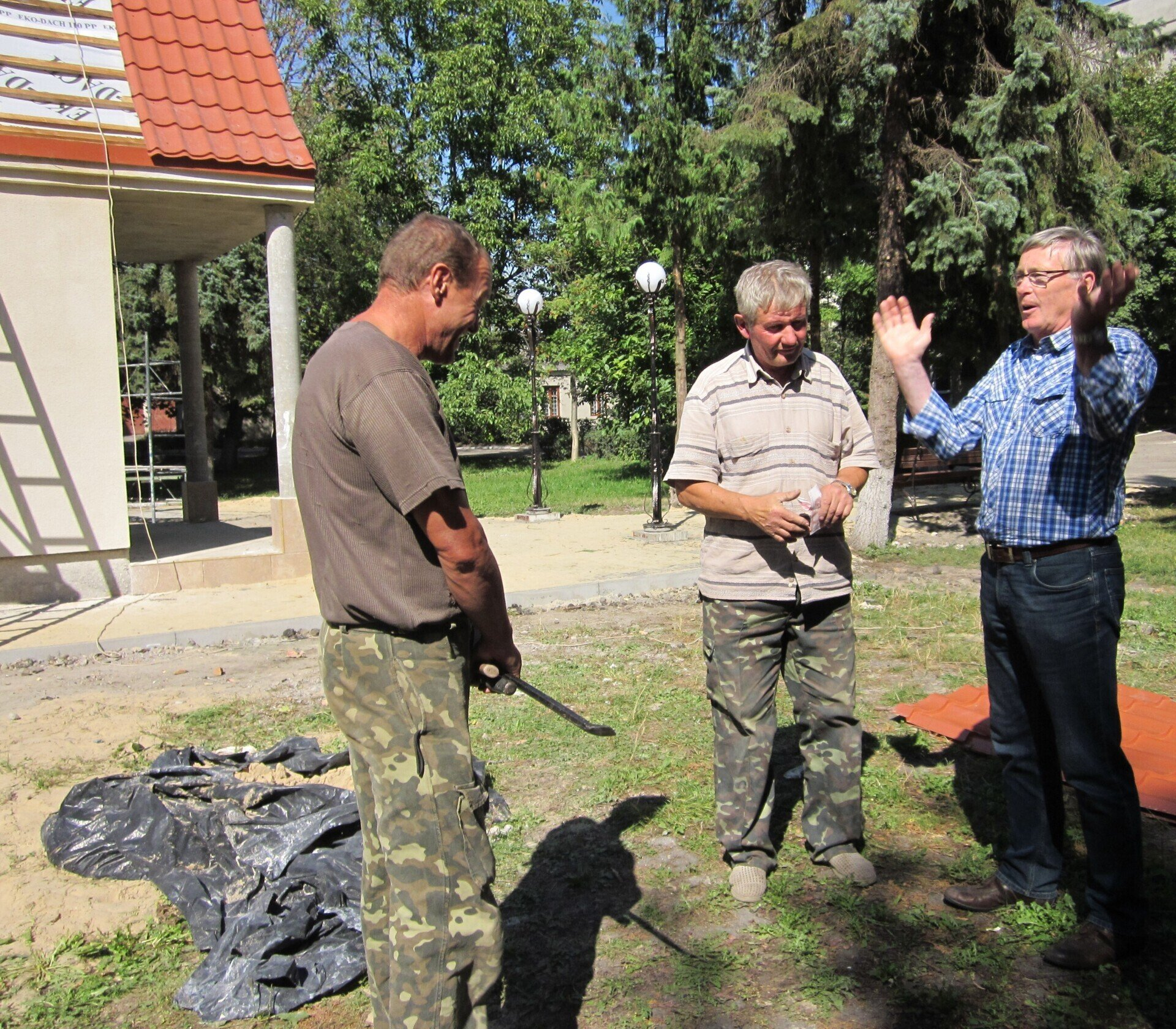Zwei Tage vor der Einweihung der Dankeskapelle stehen noch einige Arbeiten an