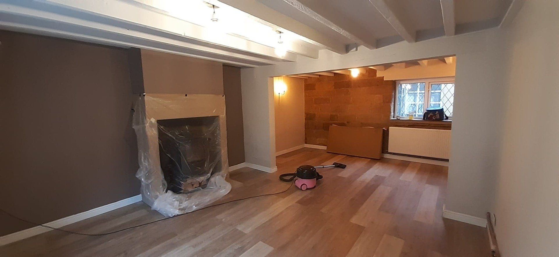 Painting and decorating, cottage, Blue mountains,  Duffield.