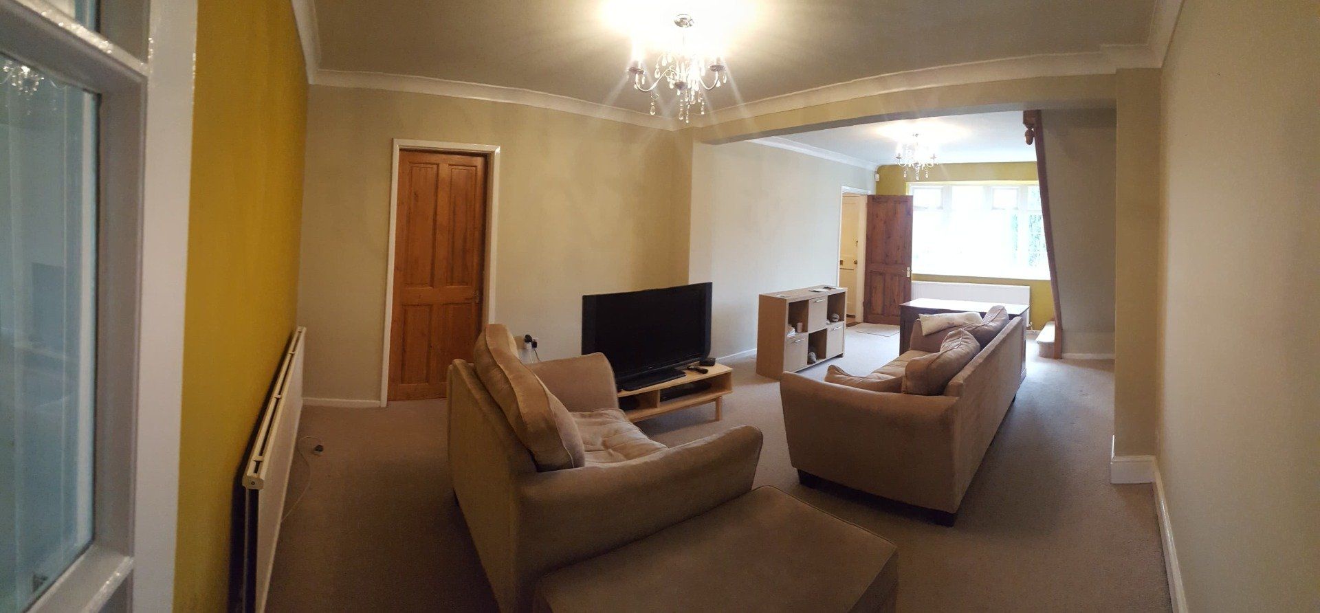 painting and decorating with feature wall Dollies Designs and Decorating, Ilkeston, Painting and Decorating