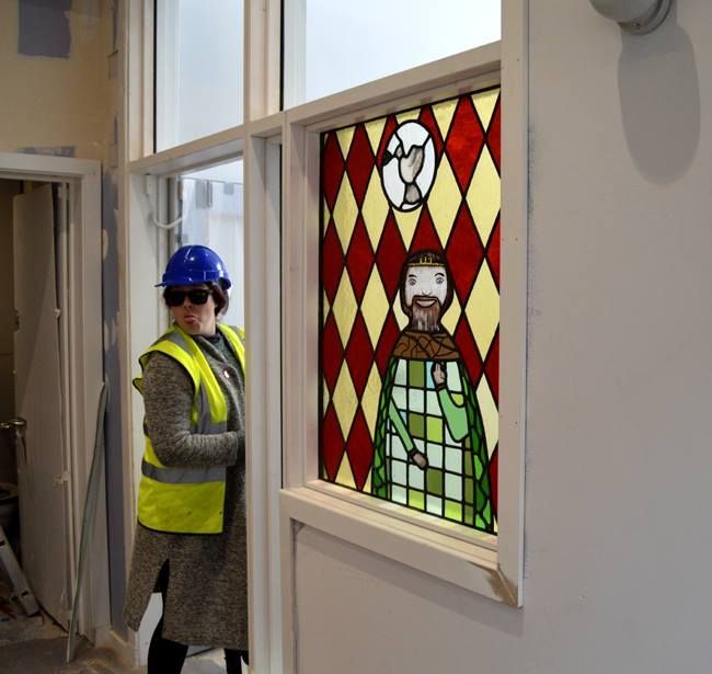 Installation of the window in the new School
