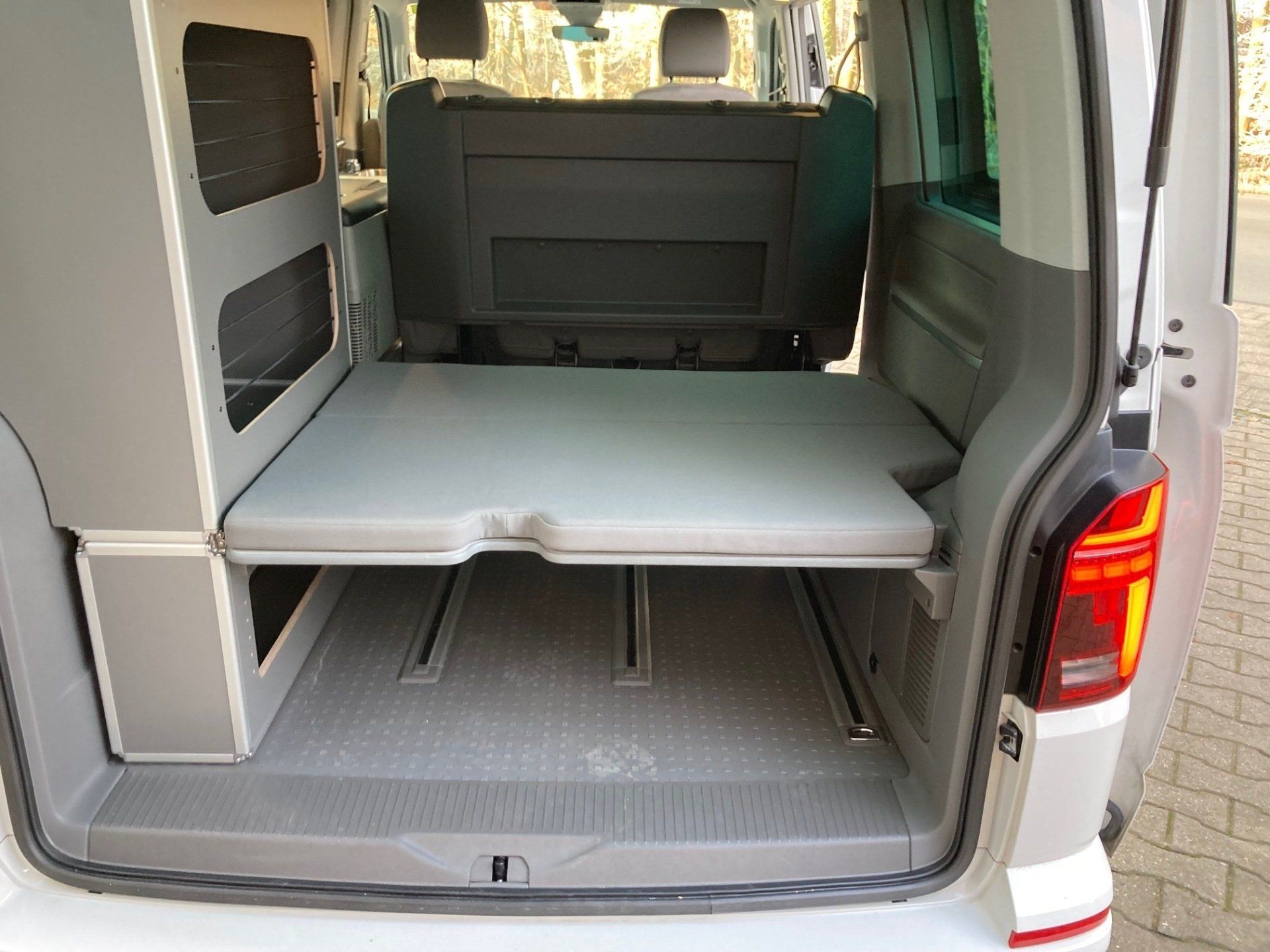 VW California Beach zum Camper ausbauen