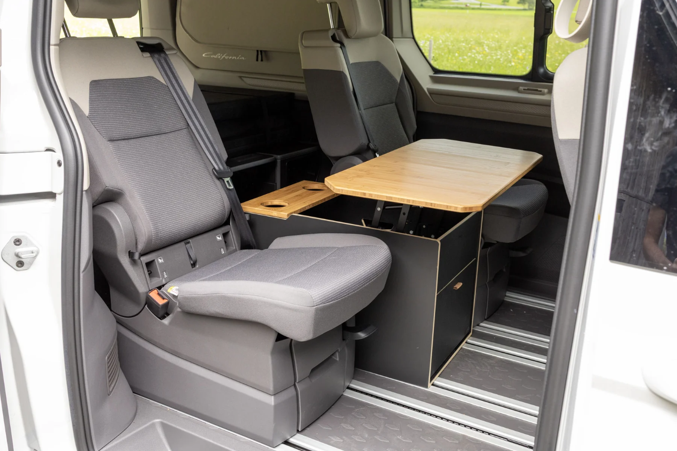 Ausstattung VW T7 Camper Camper Zubehör für VW T7 California