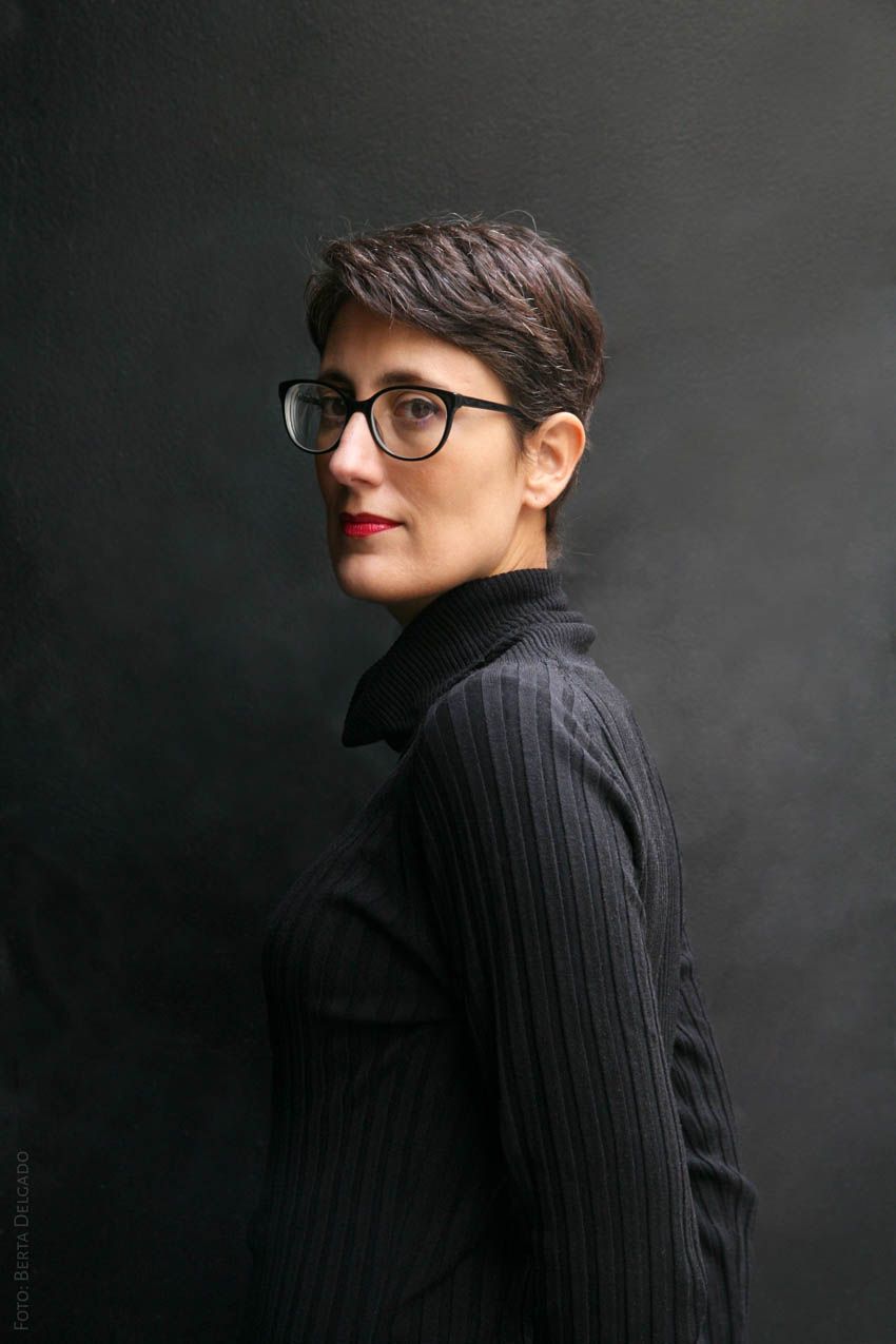 Almudena López Molína, biografía de Almudena López Molina, autora Almudena López Molina, autores editorial El rey de Harlem, finalista premio Nadal, premio Nadal