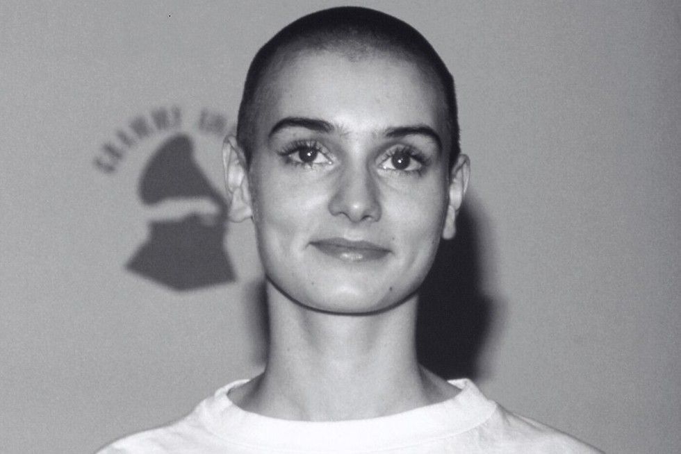 Hace 367 días, nos entristeció la noticia del fallecimiento de Sinéad O’Connor en su departamento de