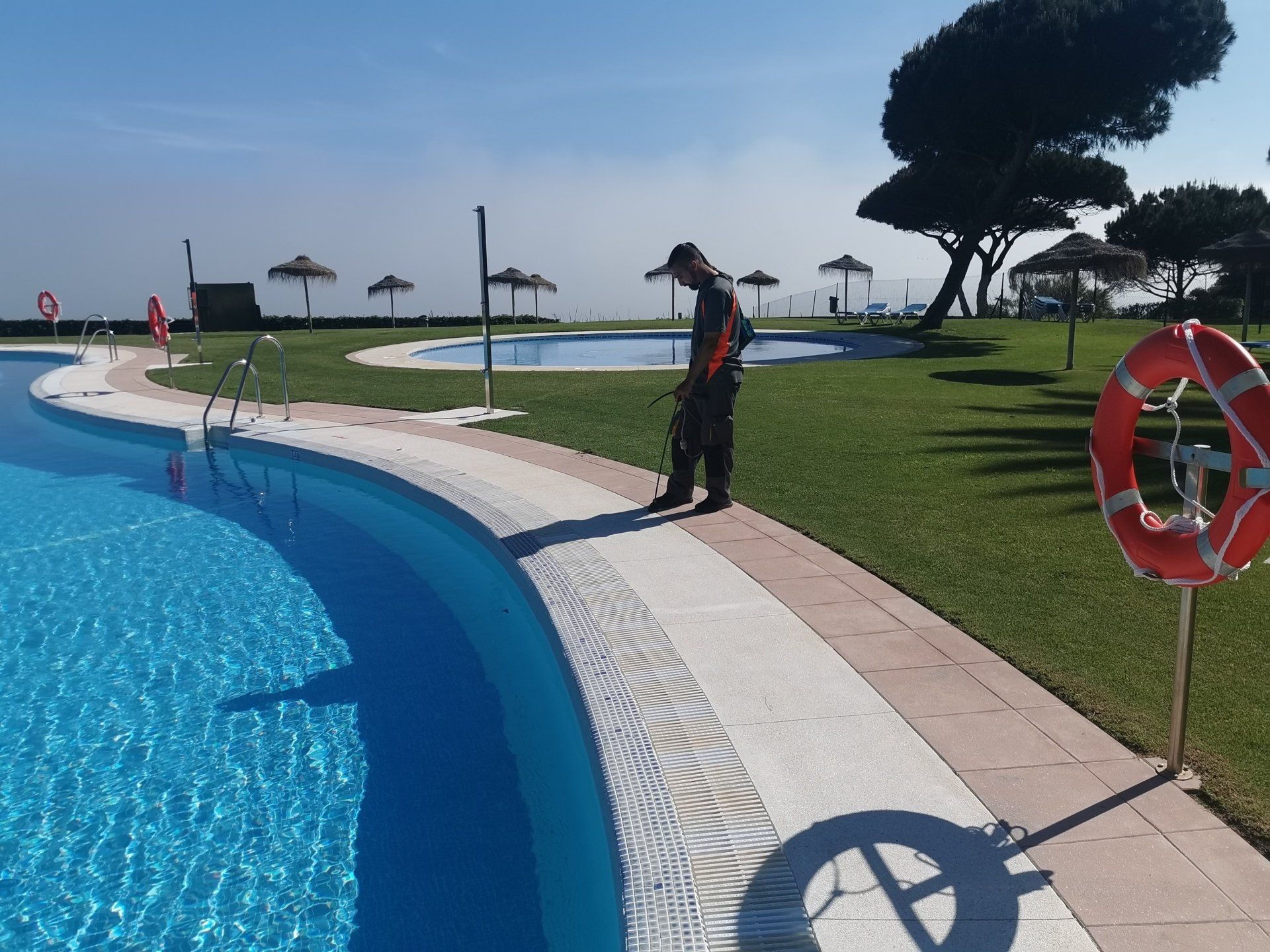 Localizar fuga de agua en piscina