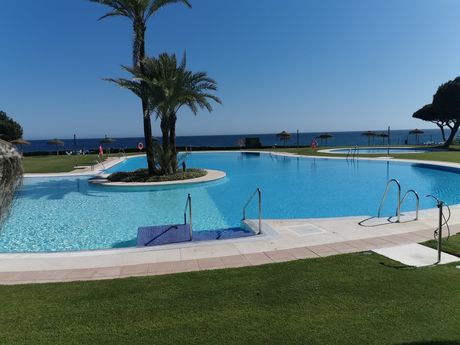 Localización de fuga de agua en piscina, Marbella Localización de fuga de agua en piscina