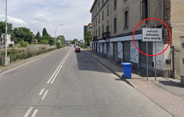 Segnaletica autovelox di Via Vigevanese 5