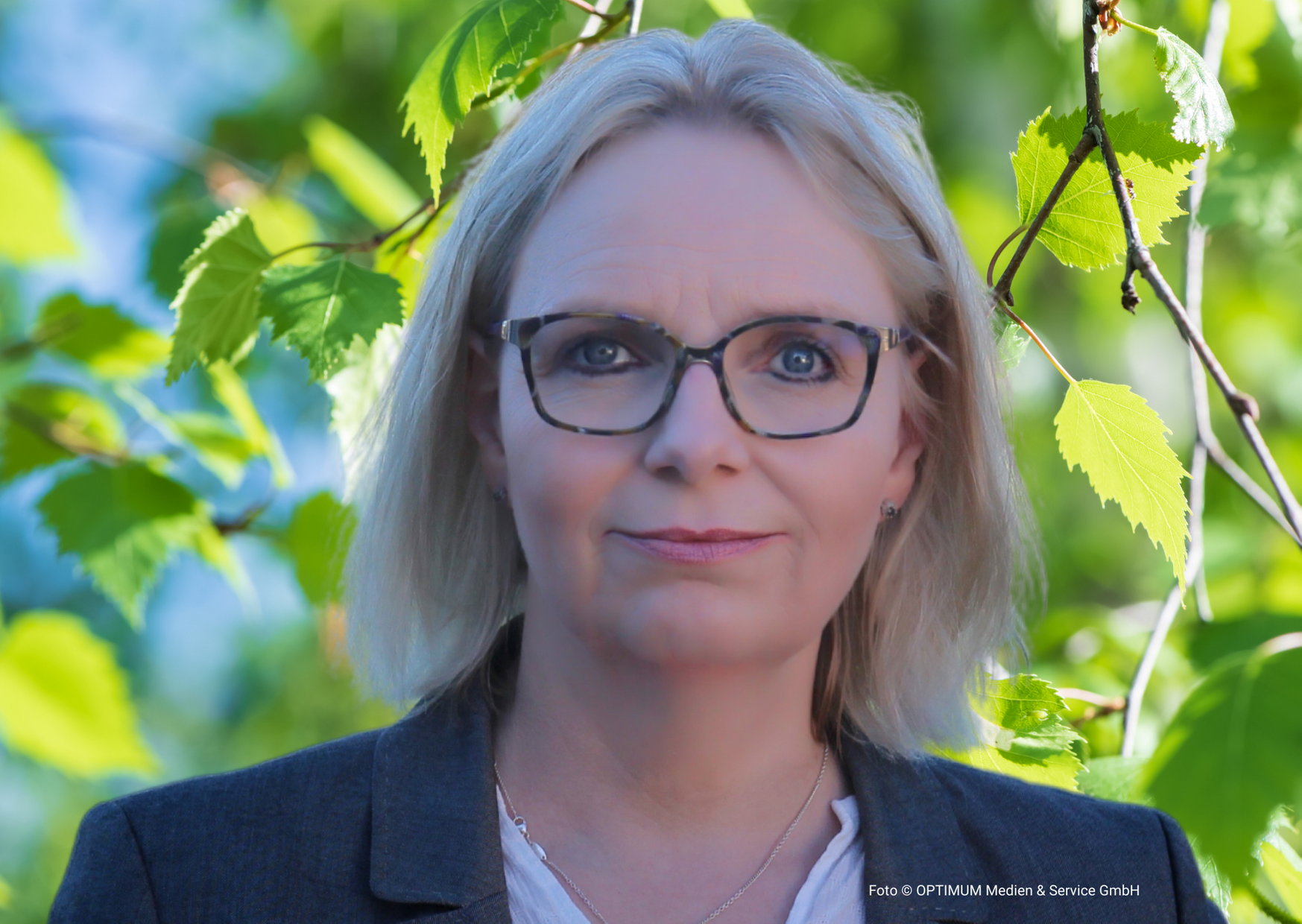 Sabine Oberg, Psychologin und Mitglied des Kollegiums der IM-WALD-SEIN. Akademie Sabine Oberg, Psychologin|Waldtherapeutin psychiatr., psychosom. Störungen (SRH)|Change-, Stressmanagement|Burnout-Prävention