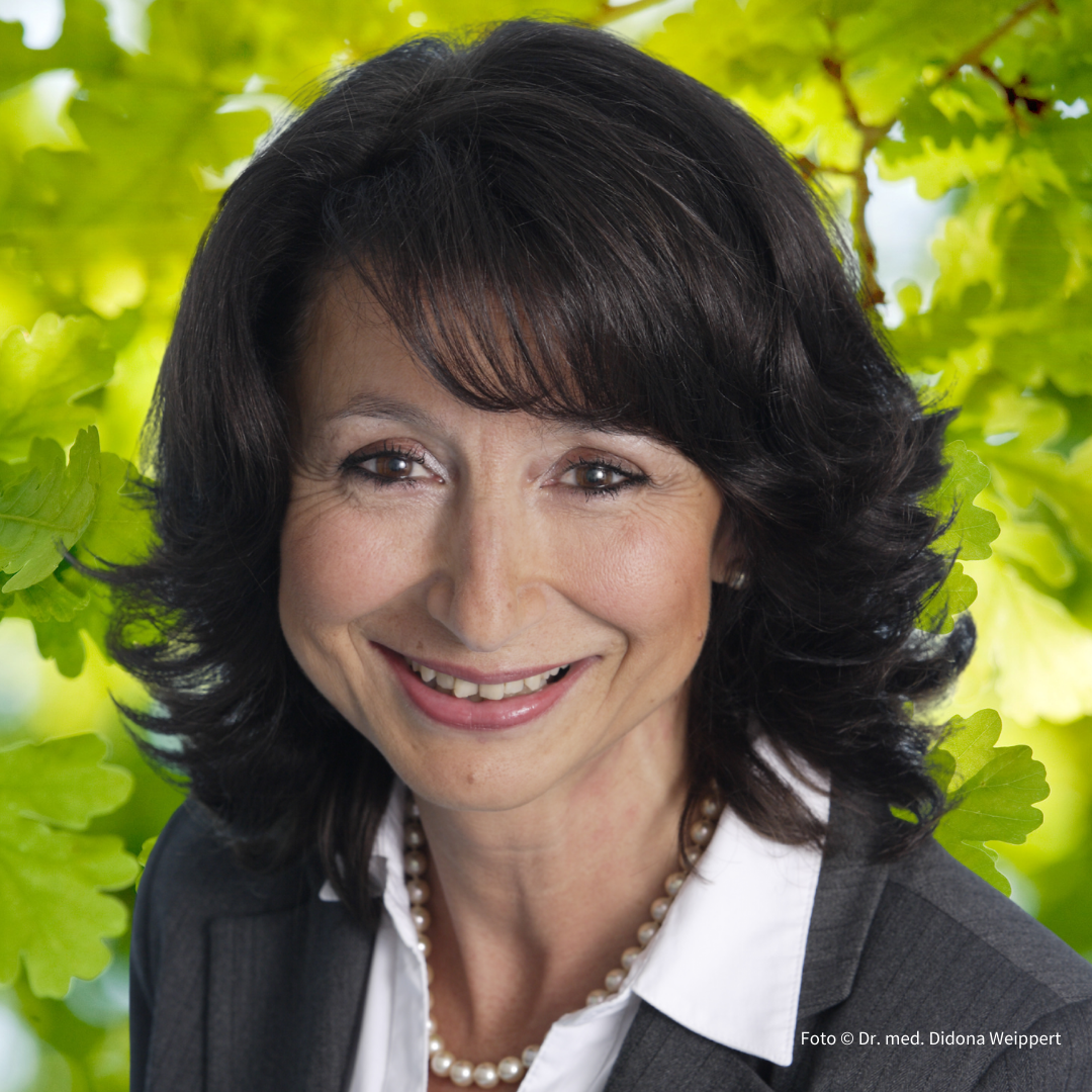 Dr. med Didona Weippert, MBA. IM-WALD-SEIN® INSTITUT FÜR WALDMEDIZIN UND WALDTHERAPIE, München