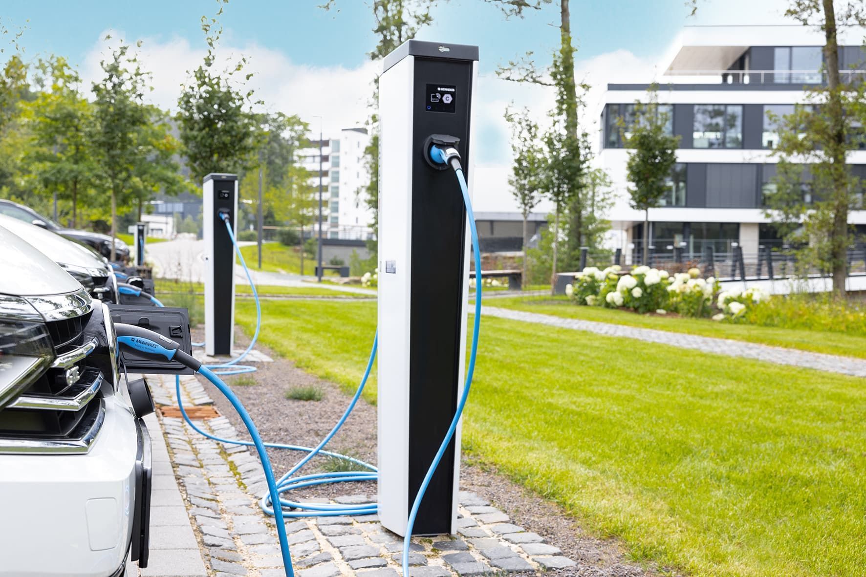 Ladesäule für Elektroautos installiert von Elektro Schober in Bamberg