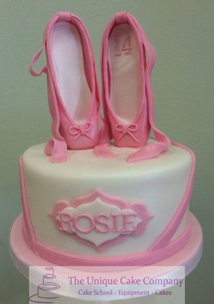 Dance birthday cake
