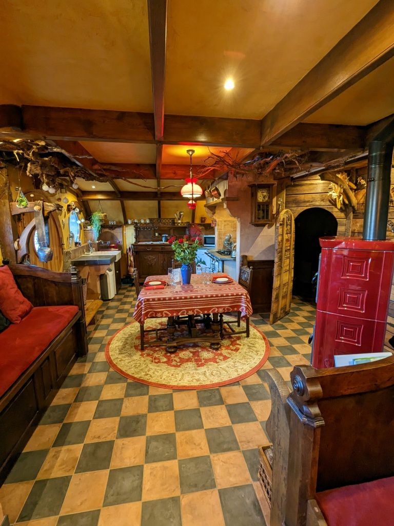 Pièce à vivre Pièce à vivre maison de hobbit