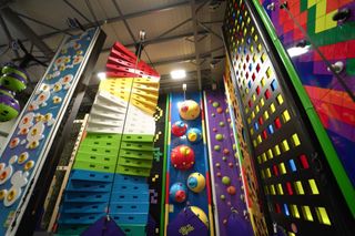 Venta rocodromos CLip and climb Venta de Clip and climb