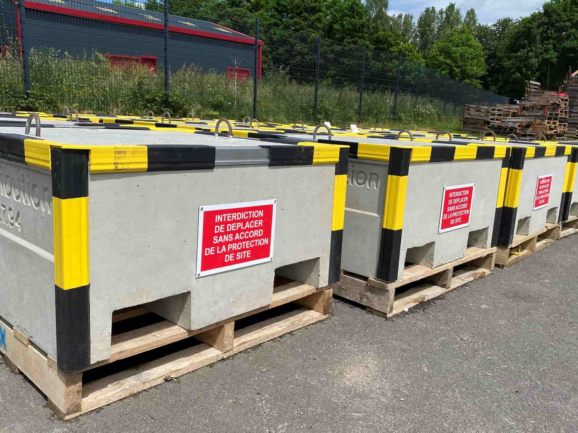 bloc béton pour Mât