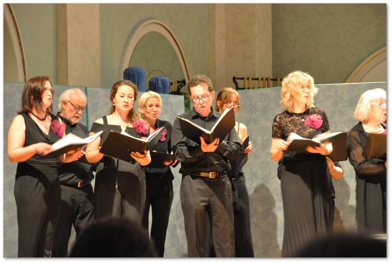 Philharmonischer Chor Baden-Baden, Internationales Chorfestival Baden, 23.05.2019, Weinbrennersaal im Kurhaus Baden-Baden, Links Philharmonischer Chor Baden-Baden - Internationales Chorfestival Baden, Links