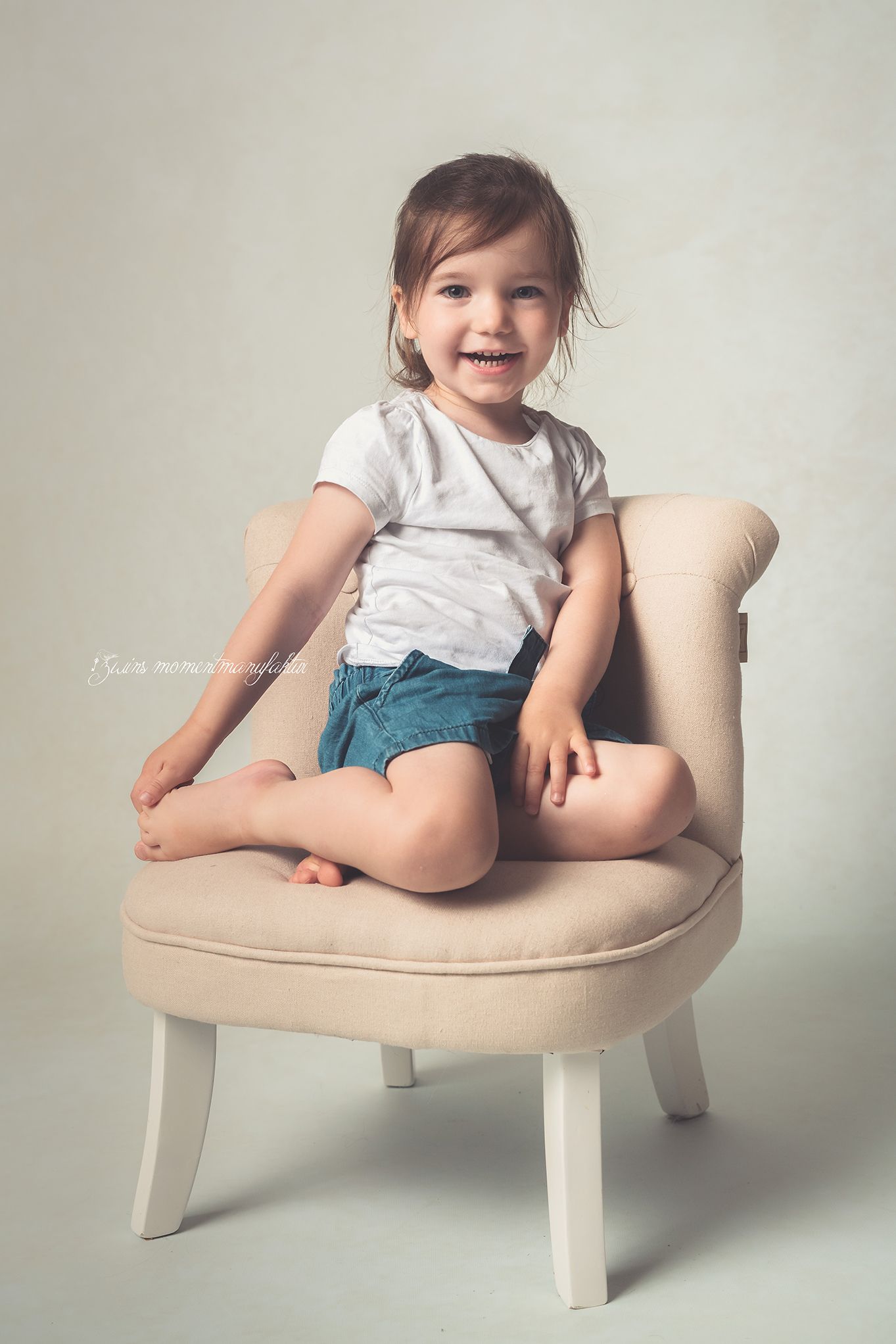 baby-kind-babyshooting-kindershooting-fotostudiohenstedtulzburg-fotograf-henstedtulzburg-zwinsmomentmanufaktur