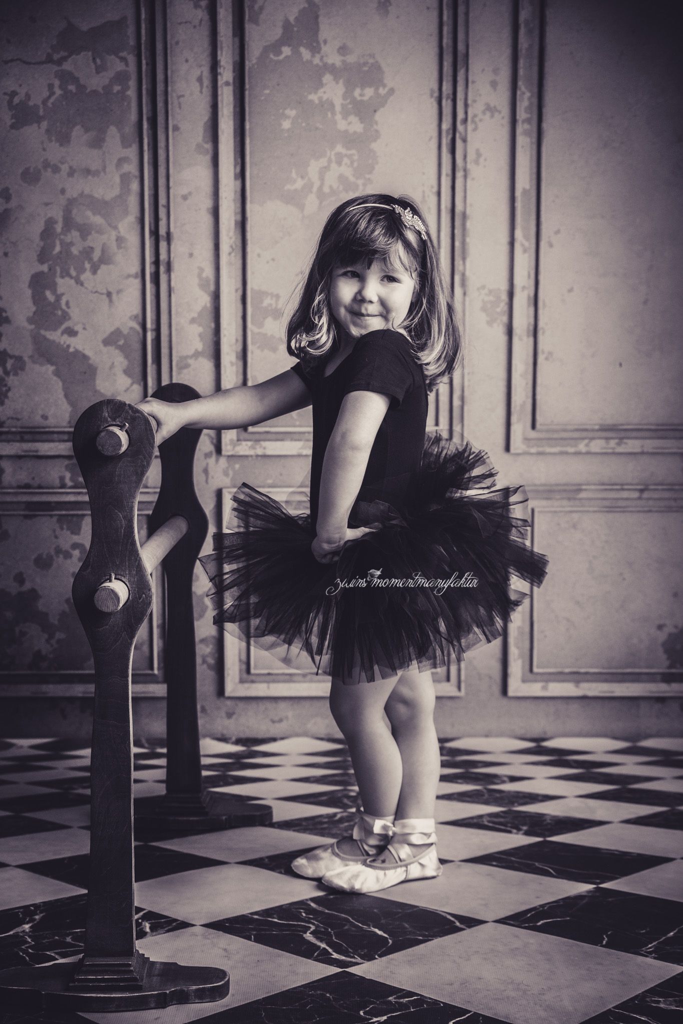 baby-kind-babyshooting-kindershooting-fotostudiohenstedtulzburg-fotograf-henstedtulzburg-zwinsmomentmanufaktur