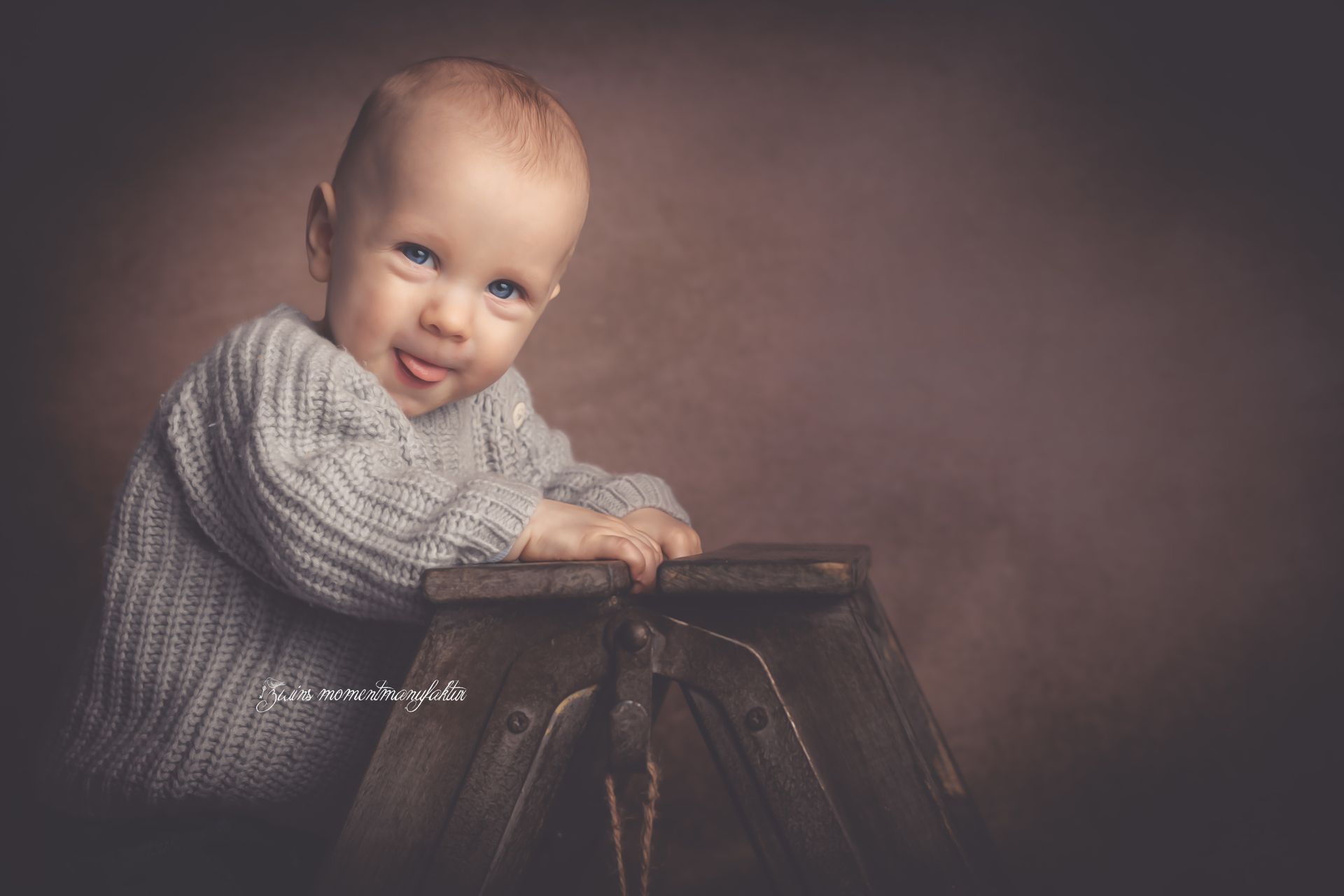 baby-kind-babyshooting-kindershooting-fotostudiohenstedtulzburg-fotograf-henstedtulzburg-zwinsmomentmanufaktur
