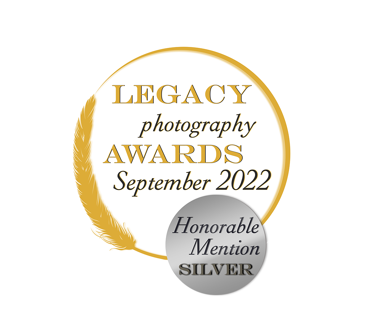 vereinigung-professioneller-kinderfotografen-vereinigungprofessionellerkinderfotografen-fotoaward-fotoaward2021-legacy-photography-awards-honorable-mention-dritter-platz-silber-bronze-silver-platzierung-legacyphotographyawards- afns-award-afnsaward- glow-international-photography—glowaward-awards-finalist-2021-finalists-finalisten-peoples-choice-vote-photoaward-winner-contest-gewinner-auszeichnung-award-internationaler-fotograf-ranking-kinderfotografi-neugeborenfotografie-newbornshooting-neugeborenenshooting-babyshooting-kindershooting-newborn-neugeborene-babys-fotografhenstedtulzburg-fotostudiohenstedtulzburg-newbornshootinghenstedtulzburg-zwinsmomentmanufaktur-zwins-momentmanufaktur-zwillinge-henstedtulzburg-hebamme-hebammehenstedtulzburg