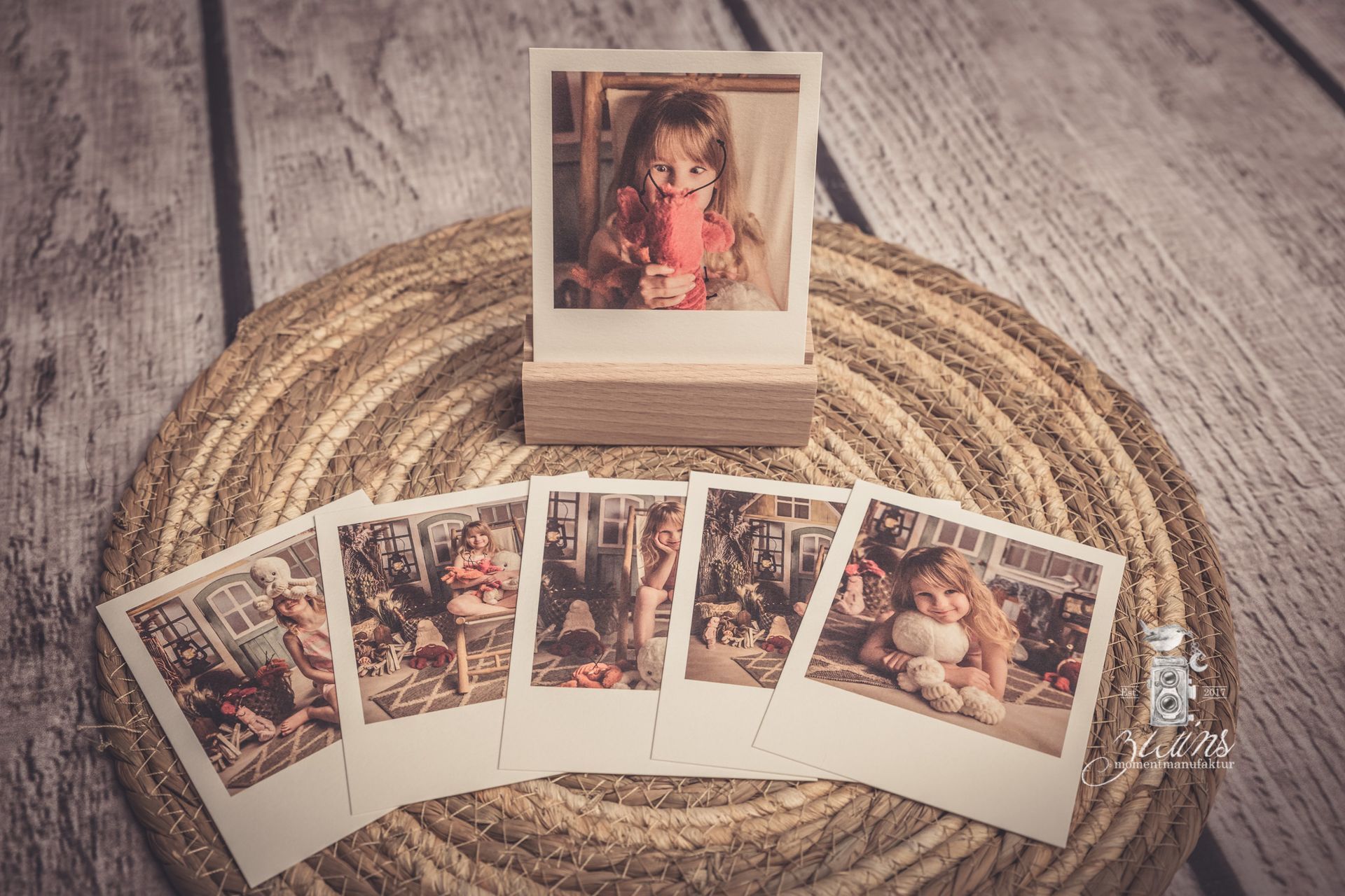 Retro-Prints Retro-Prints - Fotoabzüge im Polaroid-Stil auf Mohawk-Eggshell-Papier