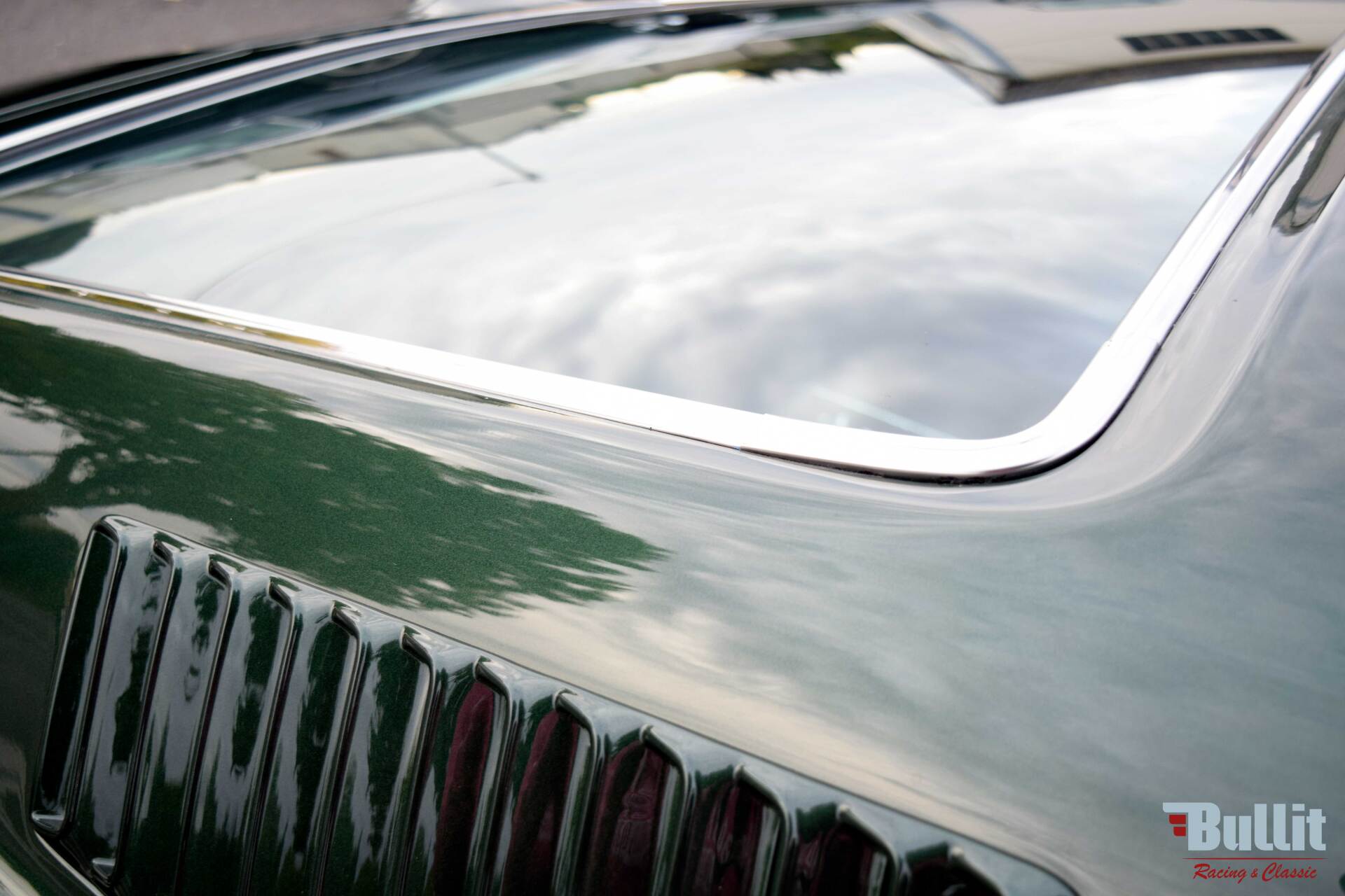 détail carrosserie FORD Mustang Fastback GT 302 - 1968