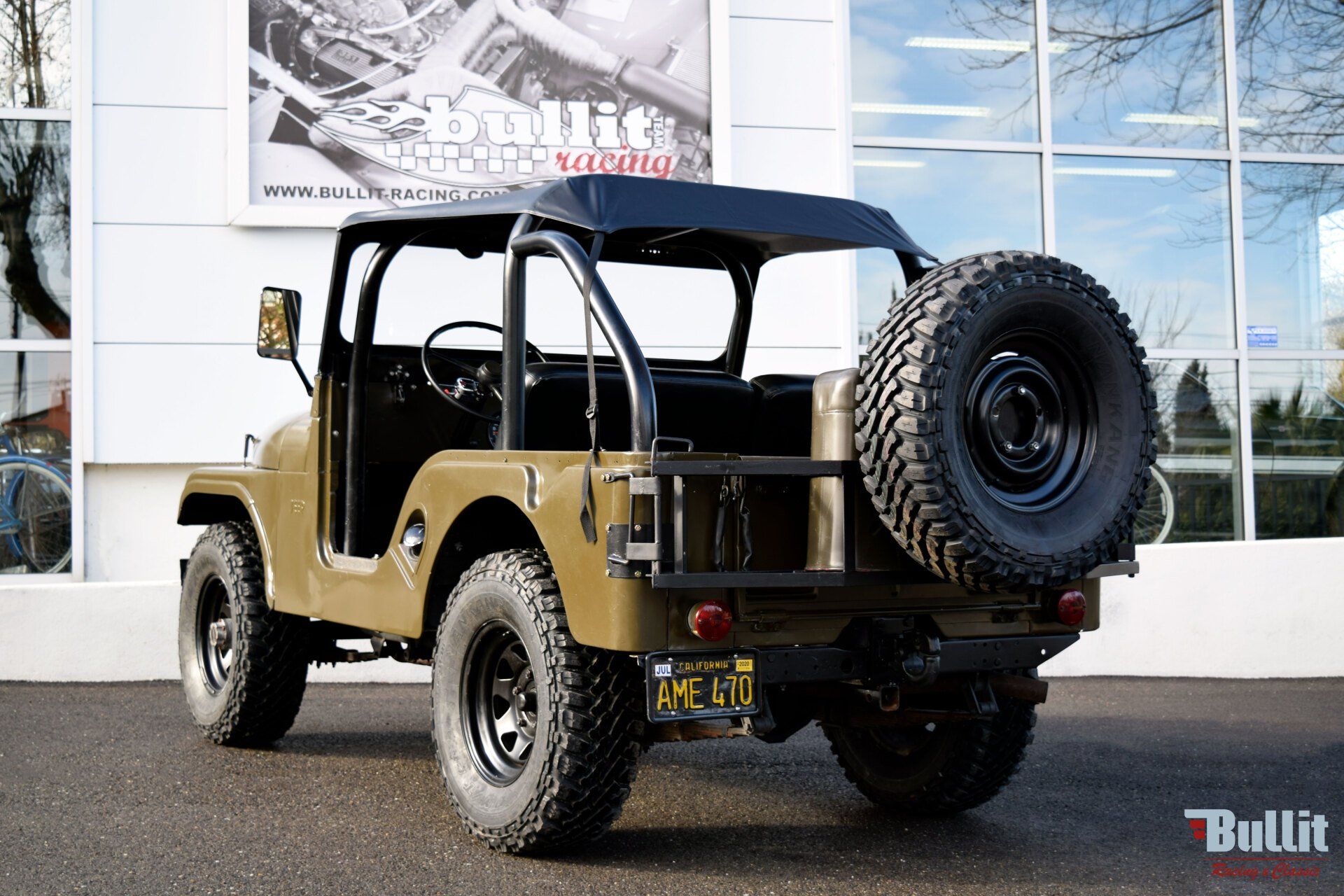 Willys Jeep CJ5 1963 vue de 3/4 arrière gauche