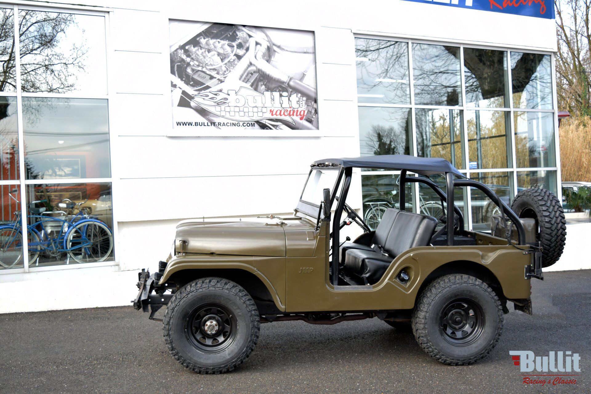 Willys Jeep CJ5 1963 vue de profil gauche