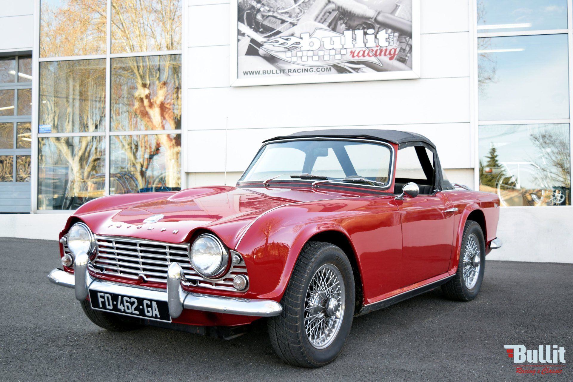 Triumph TR4 3/4 avant gauche
