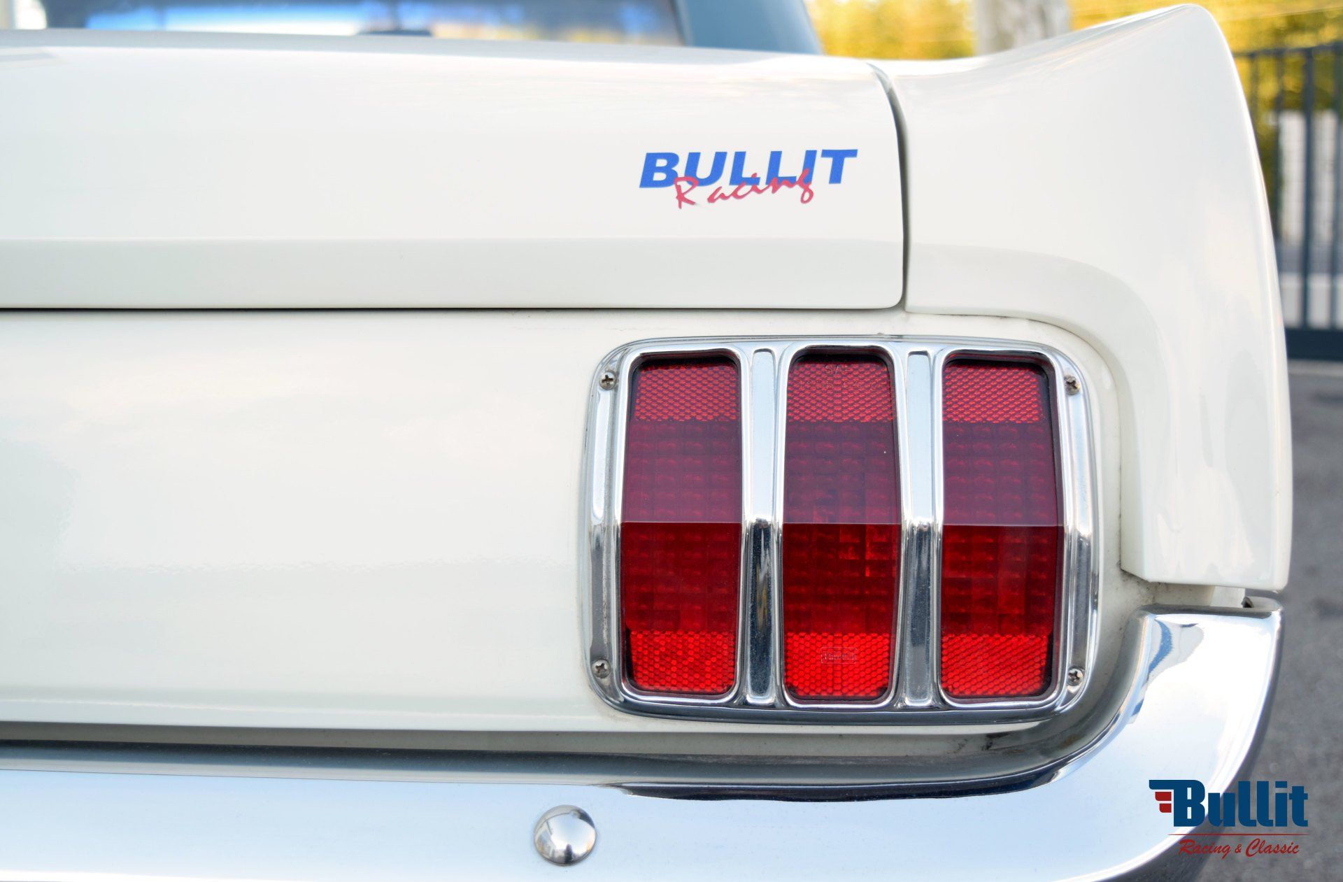 Feu arrière FORD Mustang cabriolet 289 code A 1965