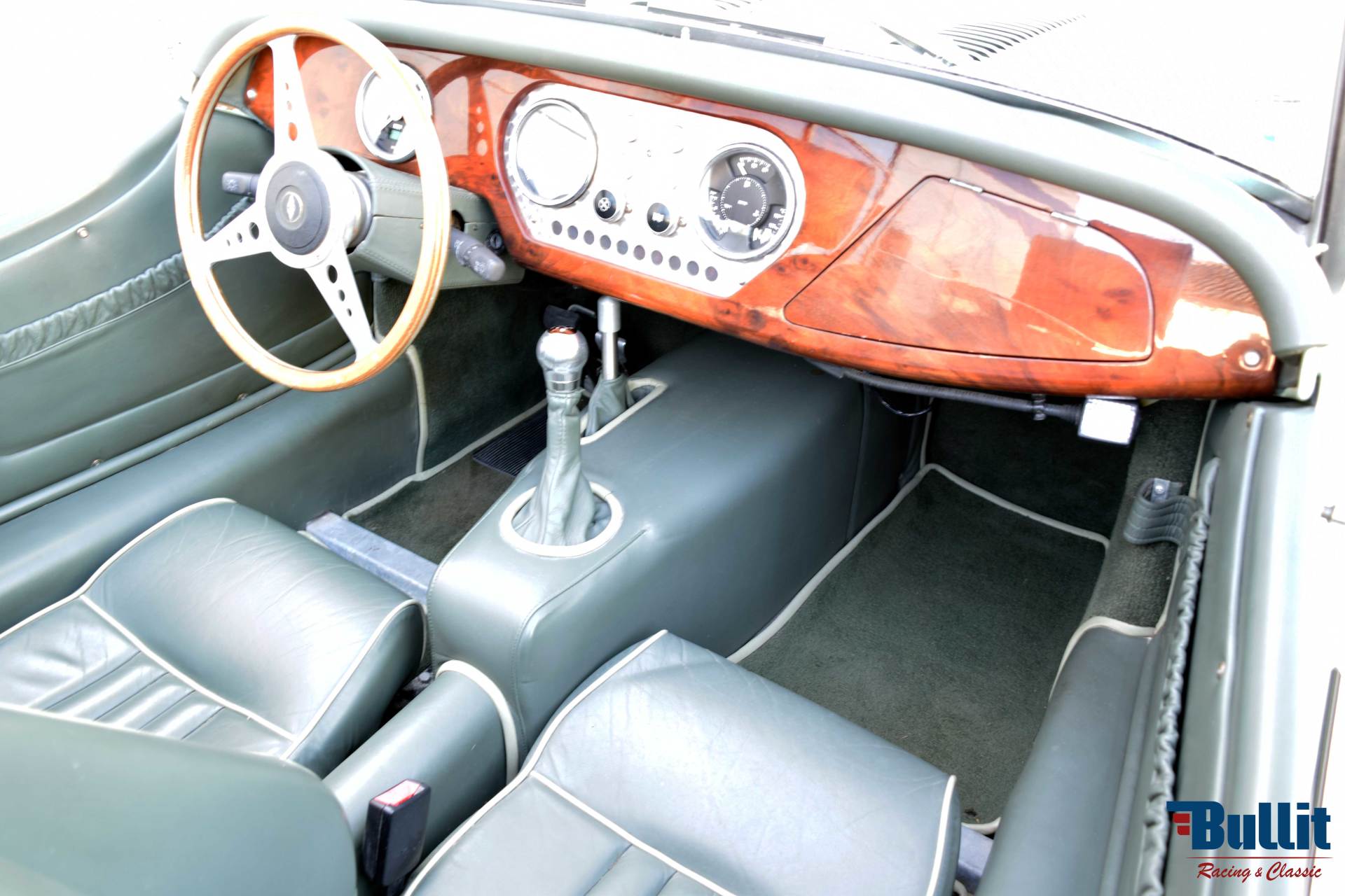 intérieur Morgan Plus 4