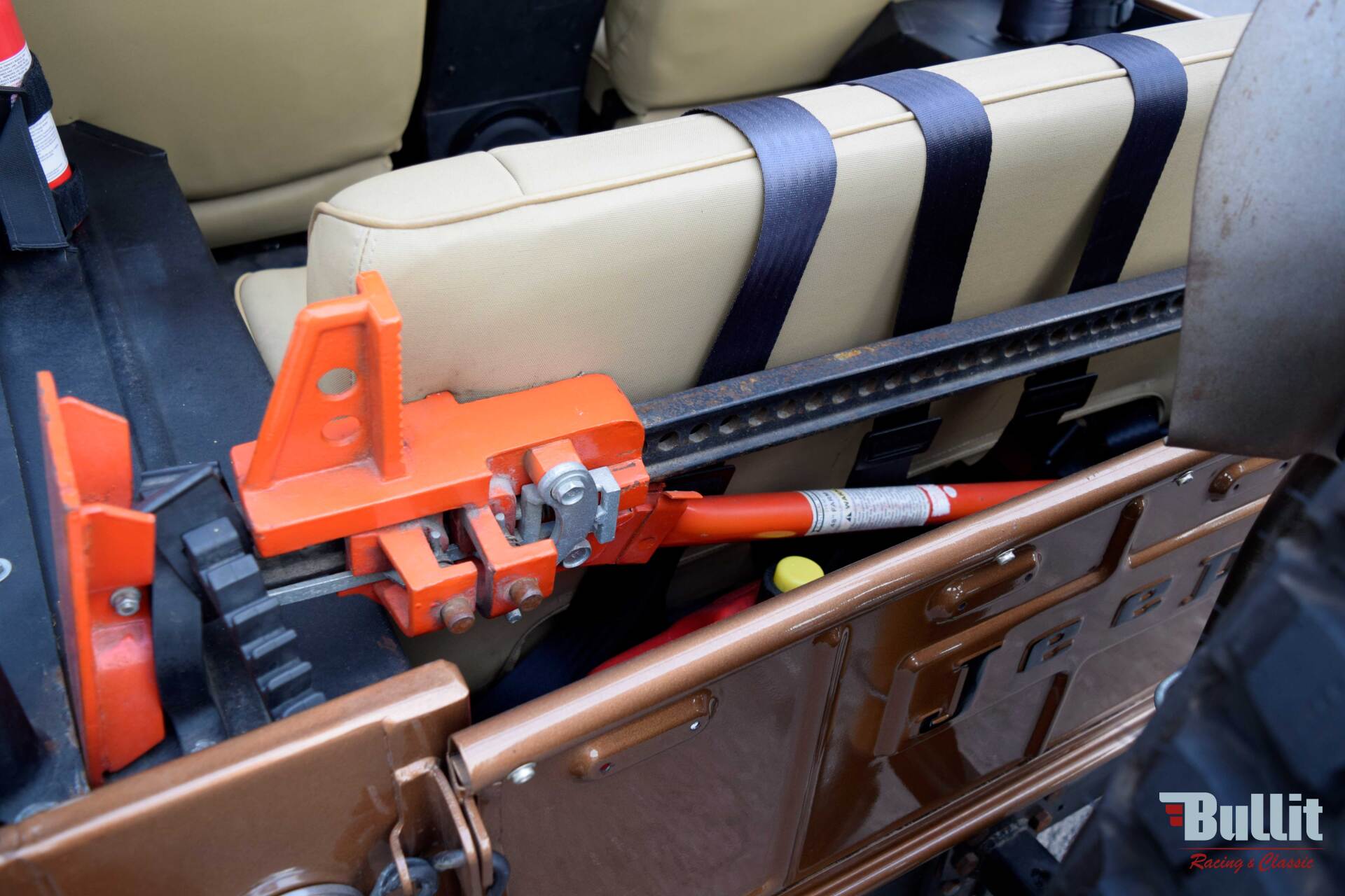 cric JEEP RENEGADE 1972