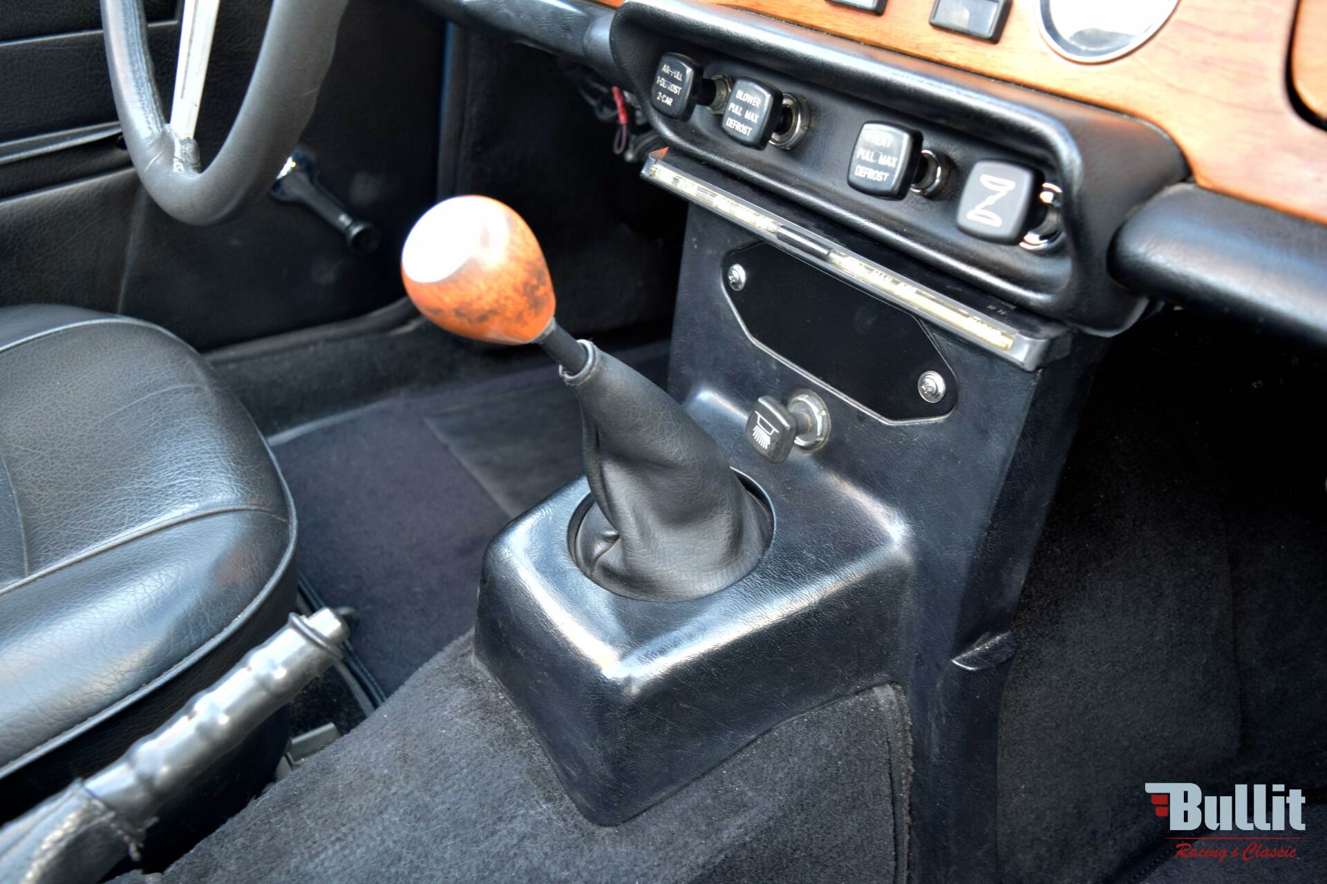boite manuelle 4 vitesses Triumph TR6 de 1974