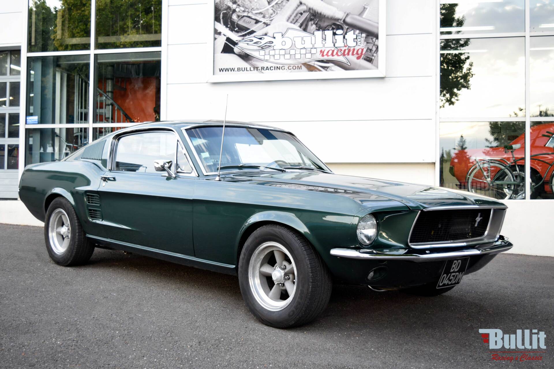 Ford MUSTANG FASTBACK, 1967, couleur vert métallisé