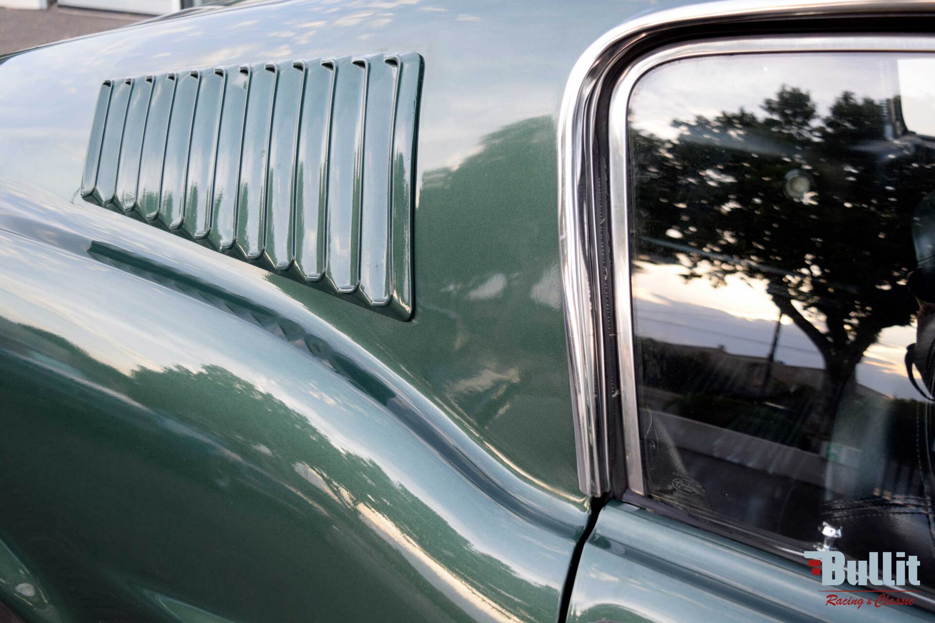 détail carrosserie Ford Mustang Fastback V8 de 1967