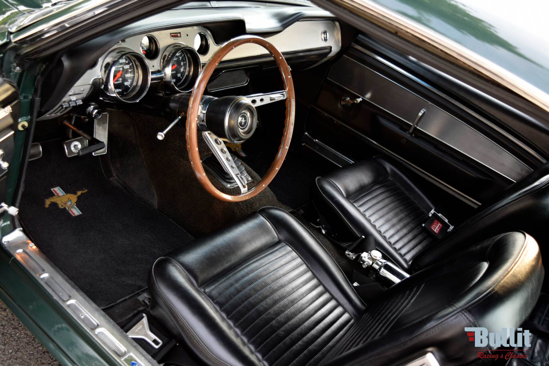 intérieur Ford Mustang Fastback V8 de 1967
