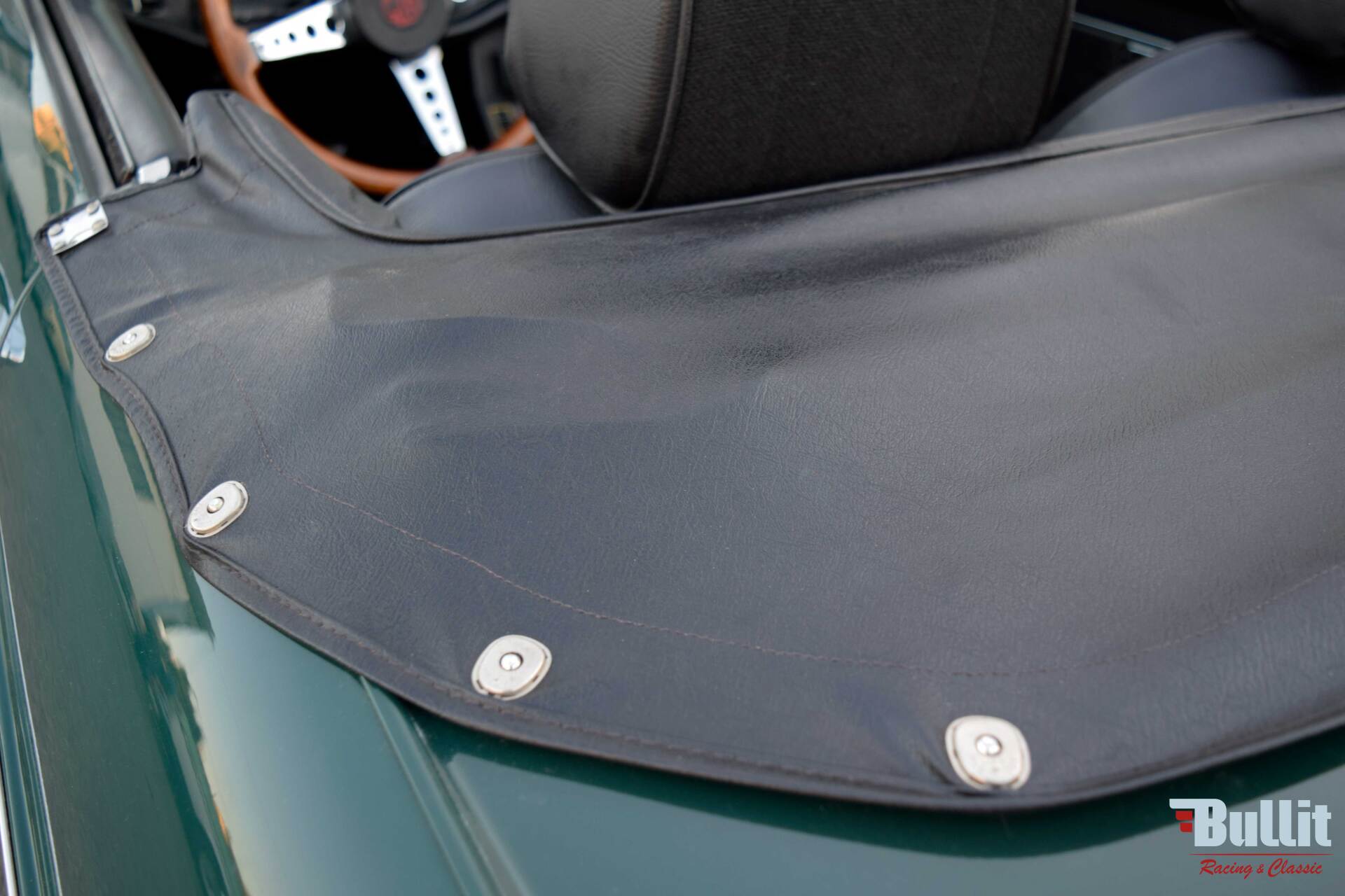 couvre-capote de MGB cabriolet de 1972