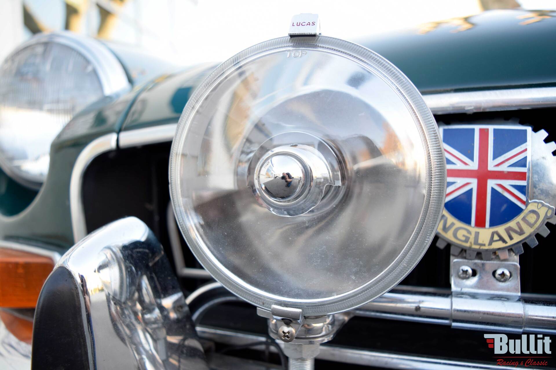 phare avant de MGB cabriolet de 1972