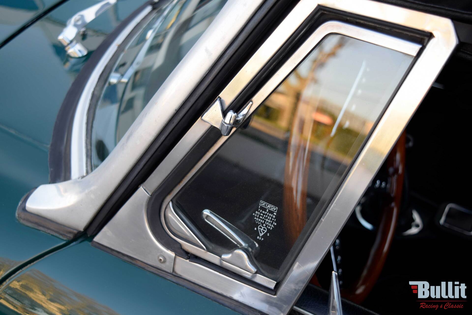 détail de MGB cabriolet de 1972
