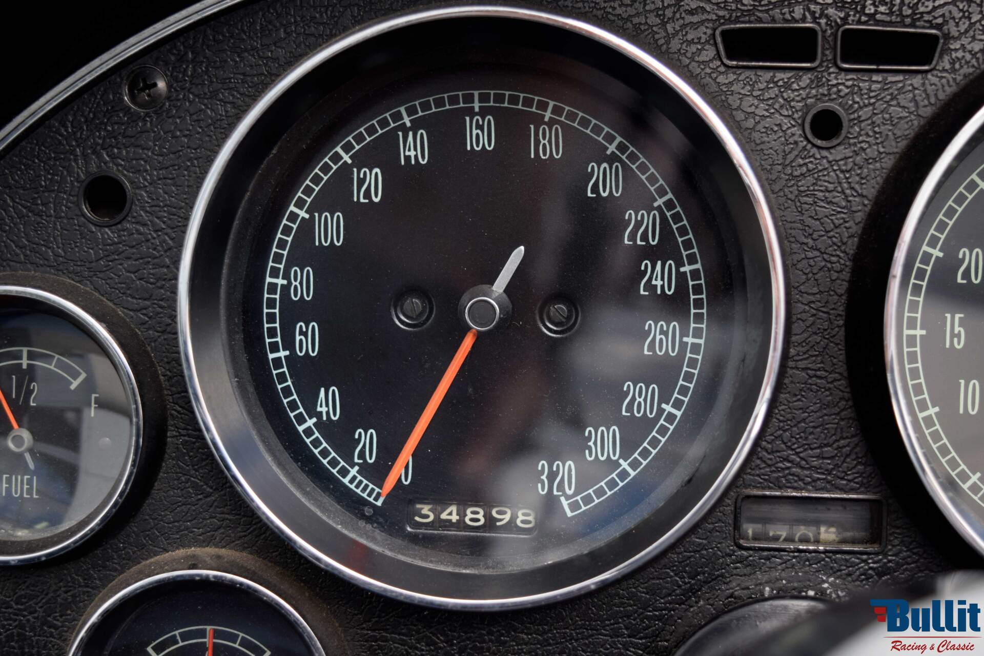 compteur Chevrolet Corvette C2 cabriolet de 1965