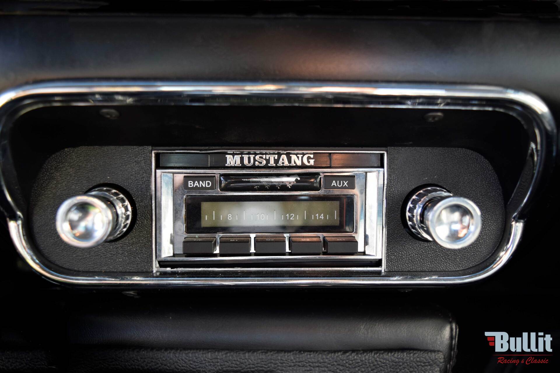 autoradio de Ford Mustang coupé de 1968