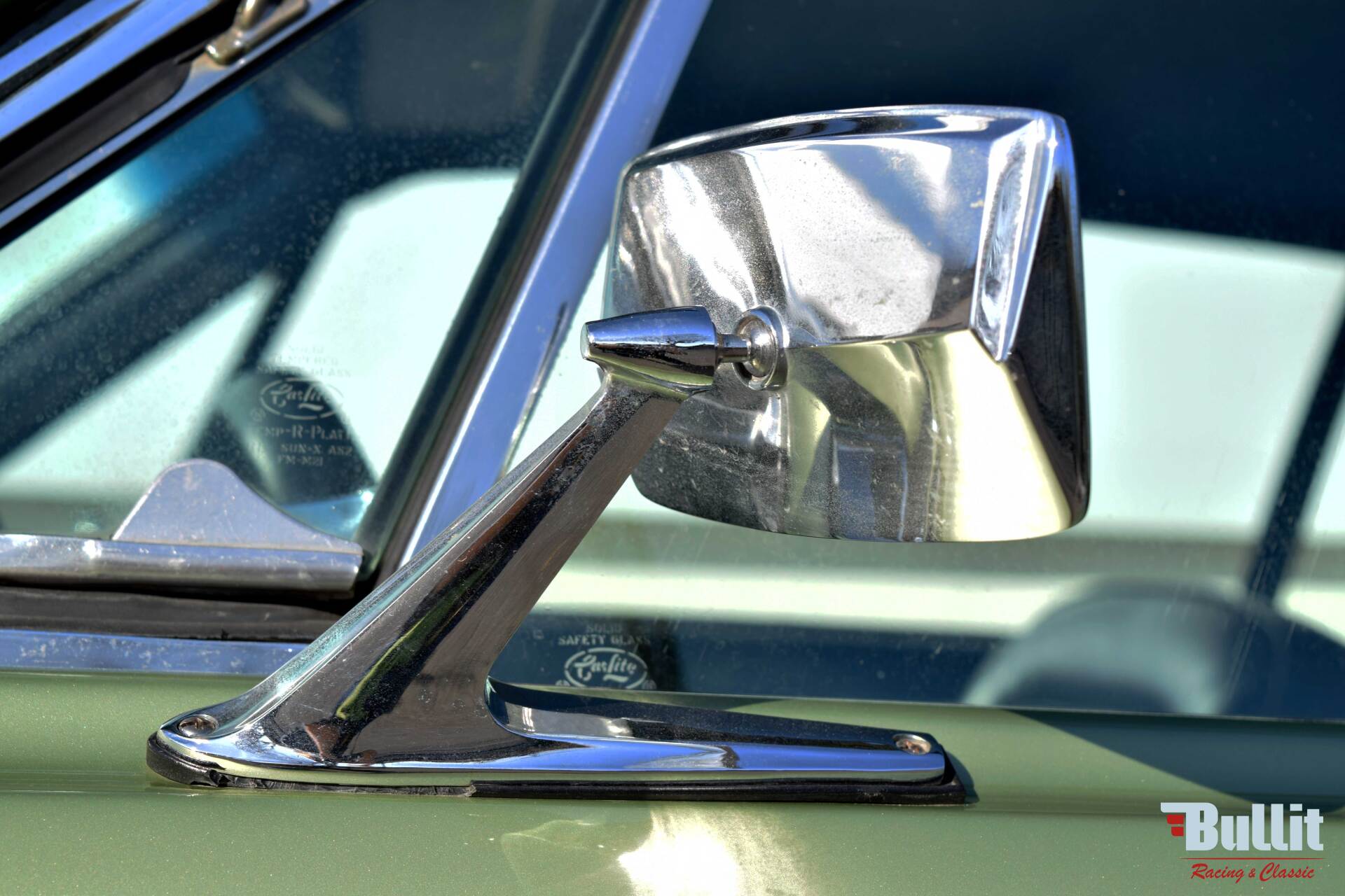 rétroviseur de Ford Mustang coupé de 1968