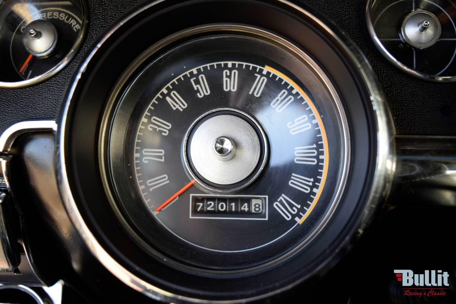 compteur de Ford Mustang coupé de 1968