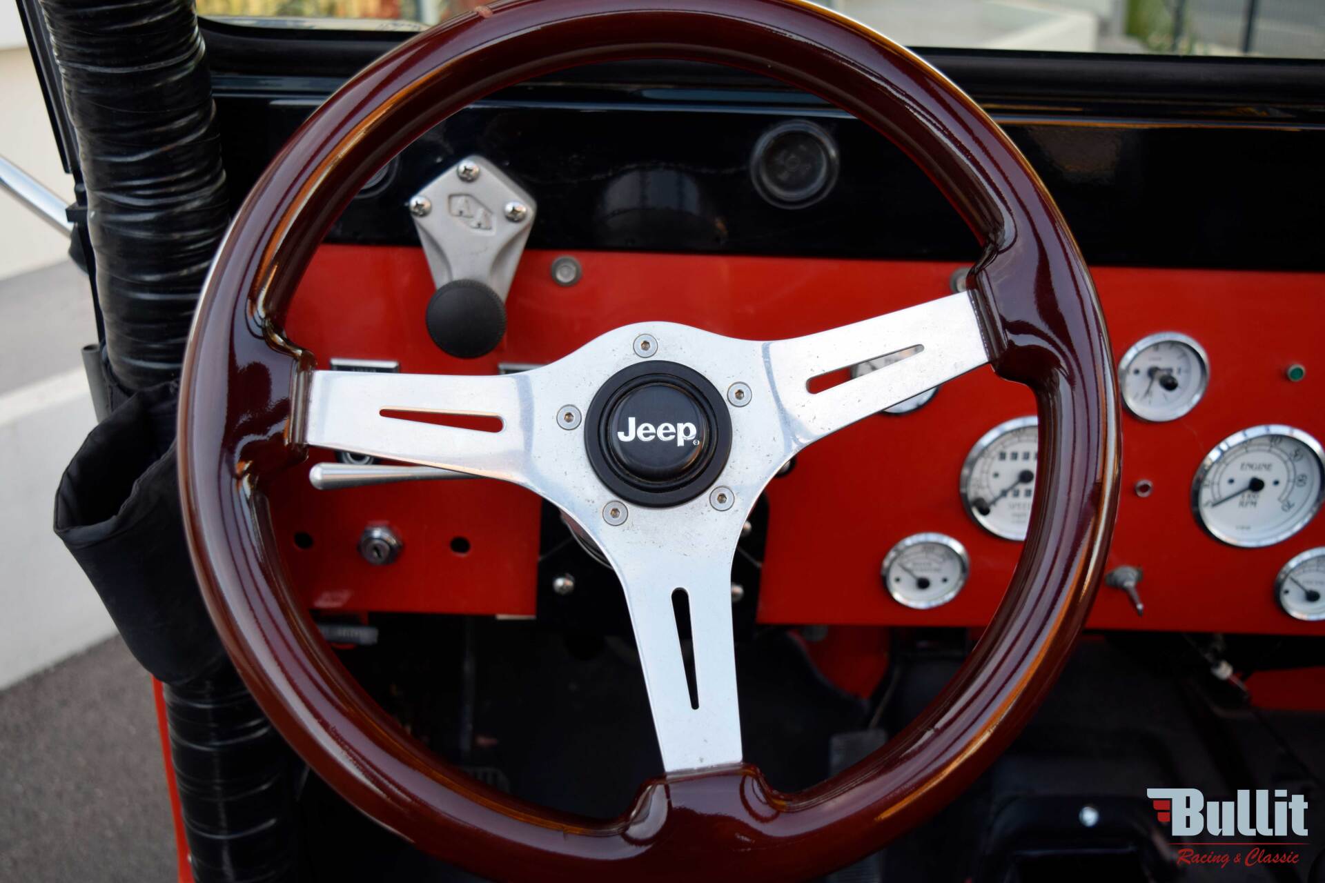 Volant de JEEP CJ5 de 1974