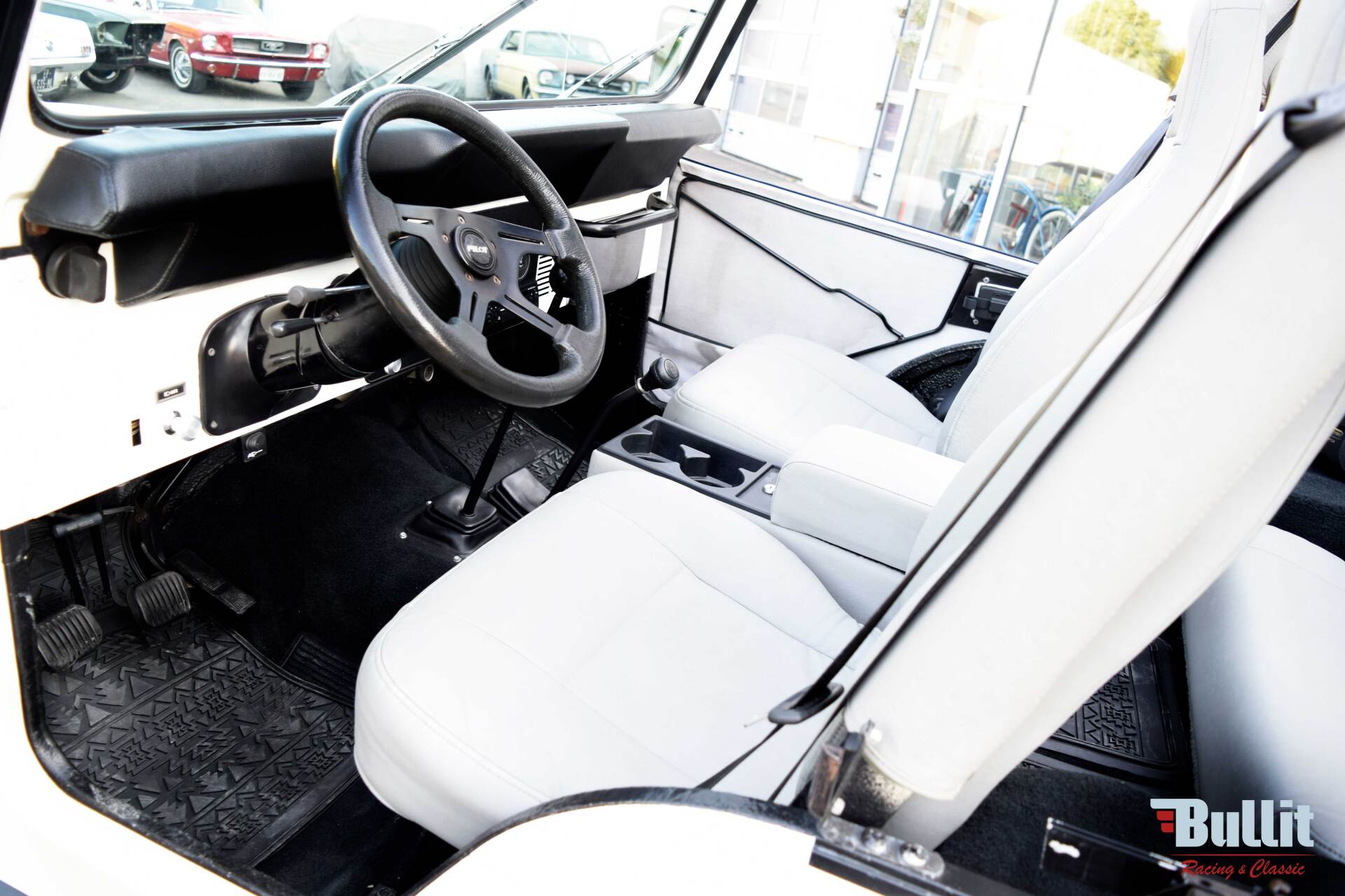 intérieur JEEP CJ5 de 1980