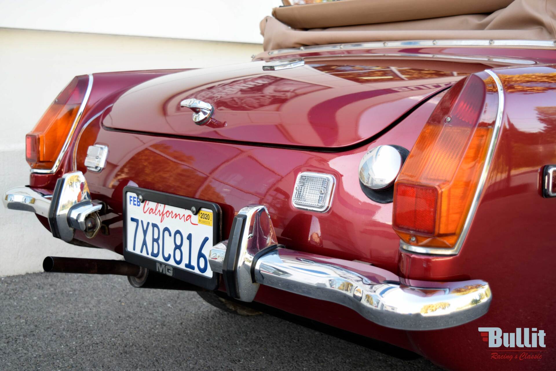 arrière de MG MIDGET cabriolet de 1972