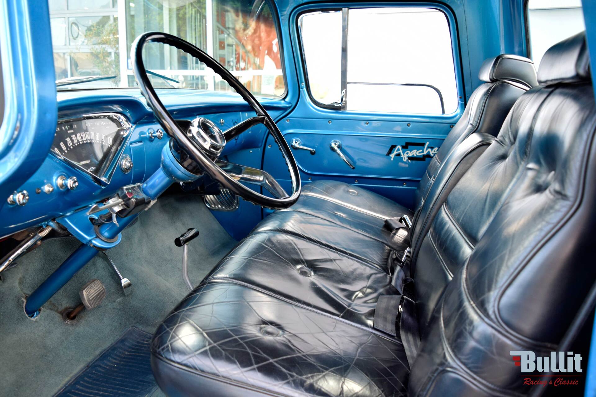 intérieur Chevrolet Apache de 1959